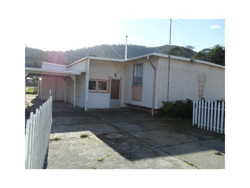 4 Waratah Drive, Rosebery TAS 7470