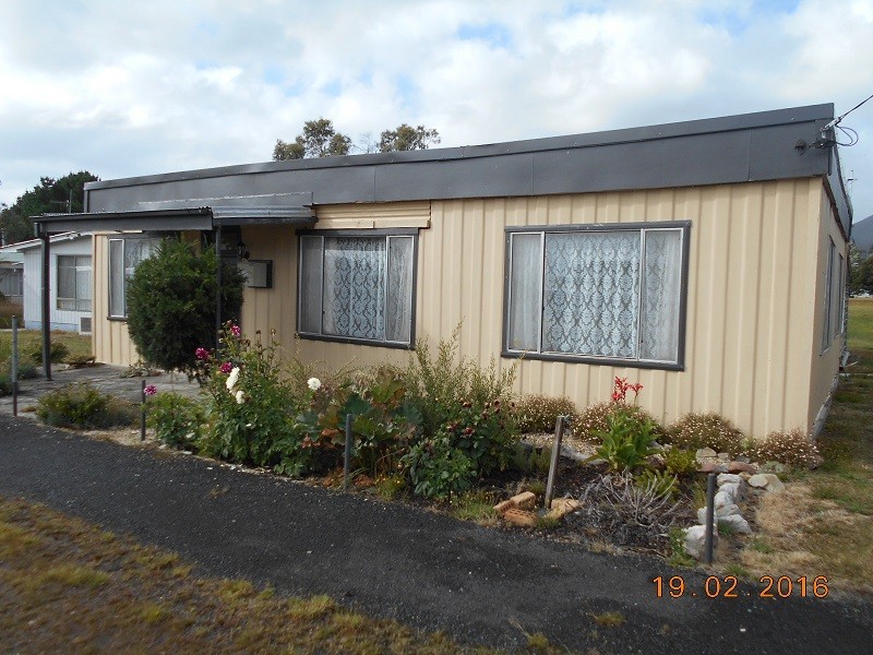 5 Belstead Street, Zeehan TAS 7469