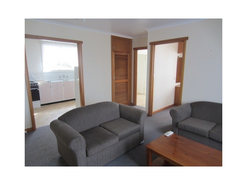 35 and 35A Counsel Street, Zeehan TAS 7469