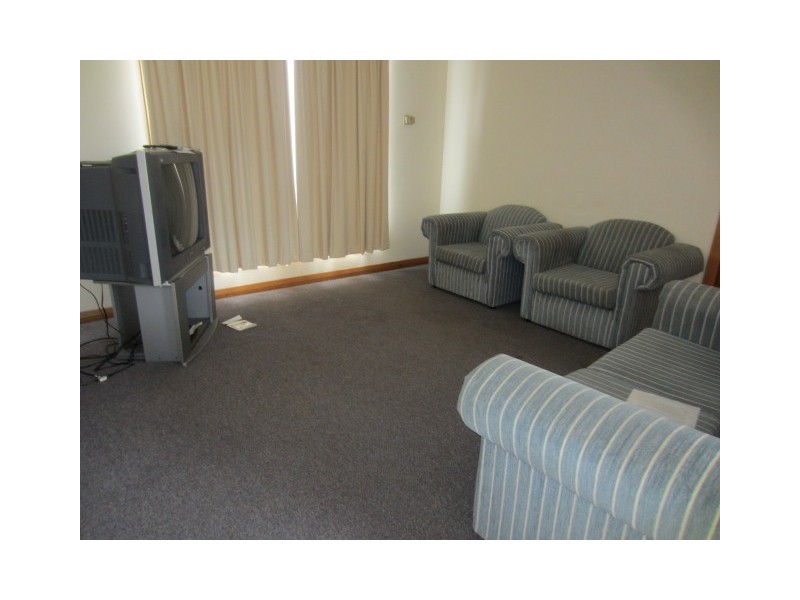 35 and 35A Counsel Street, Zeehan TAS 7469