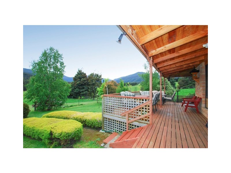 Mountain River TAS 7109