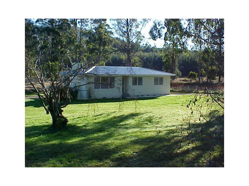 3 Valley Road, Dover TAS 7117