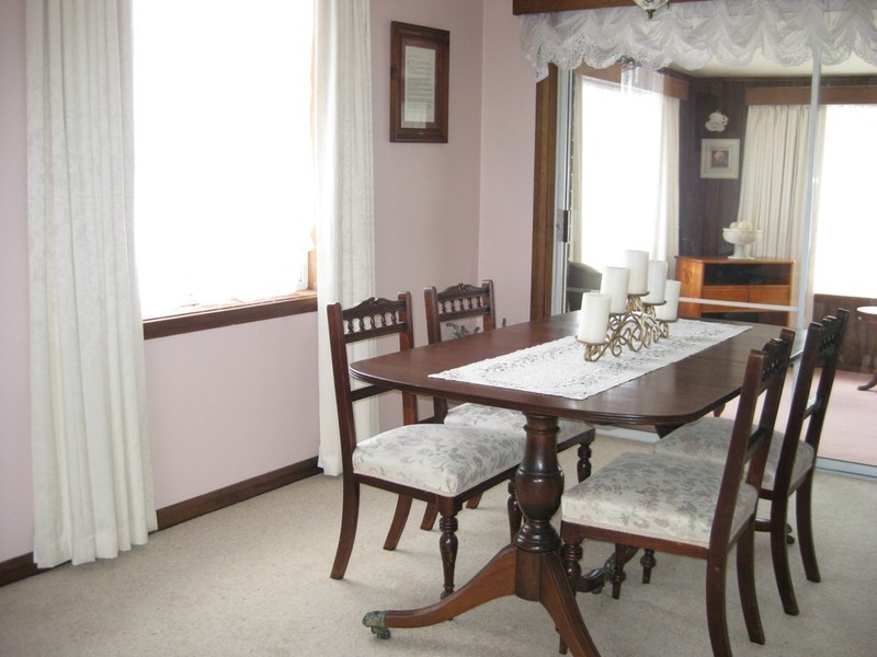 28 Julie Crescent, Newnham TAS 7248