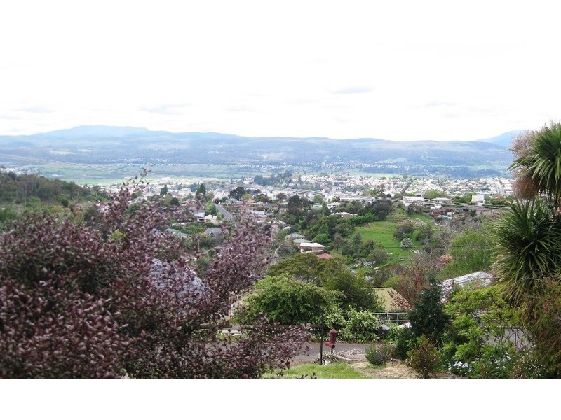 15 Denison Grove, West Launceston TAS 7250