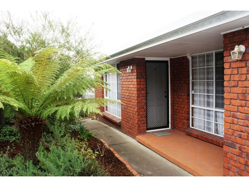 2/6 Nanette Court, Prospect TAS 7250