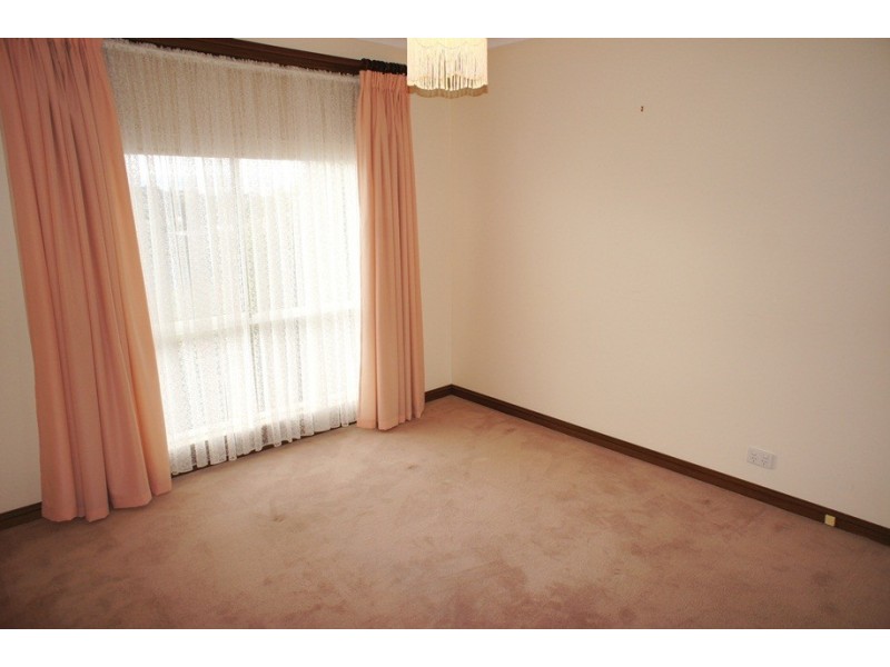 2/6 Nanette Court, Prospect TAS 7250