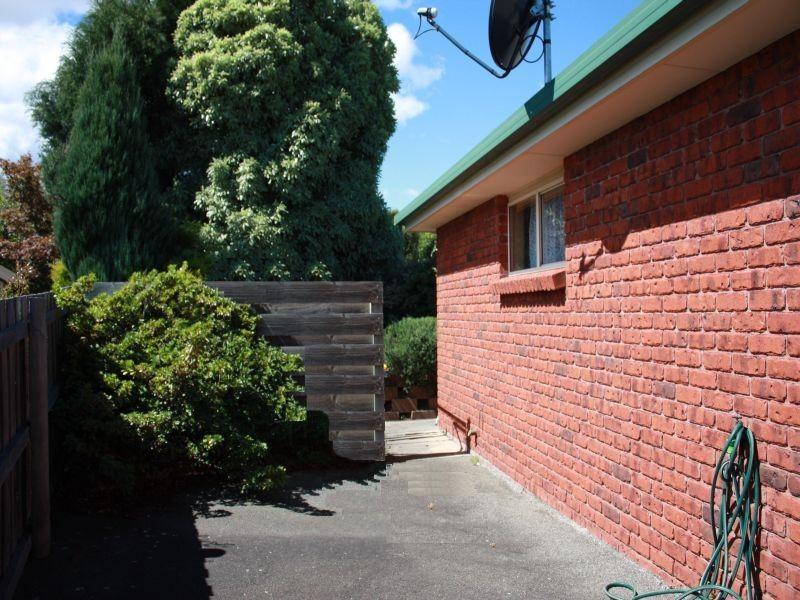 Unit 2/64 Las Vegas Drive, Prospect TAS 7250