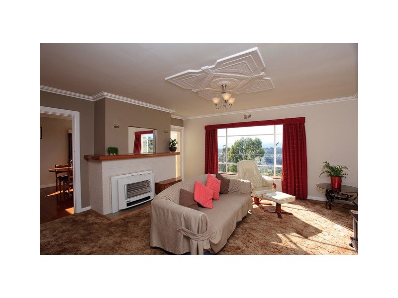 34 Salisbury Crescent, West Launceston TAS 7250