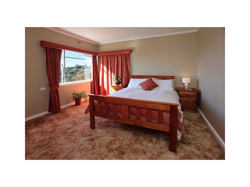 34 Salisbury Crescent, West Launceston TAS 7250