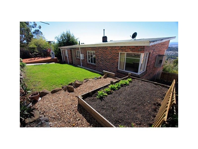 34 Salisbury Crescent, West Launceston TAS 7250
