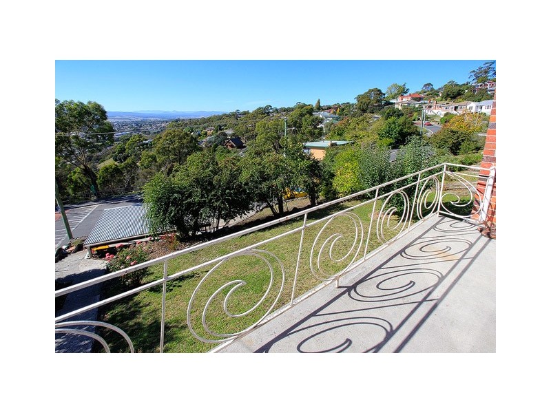 34 Salisbury Crescent, West Launceston TAS 7250