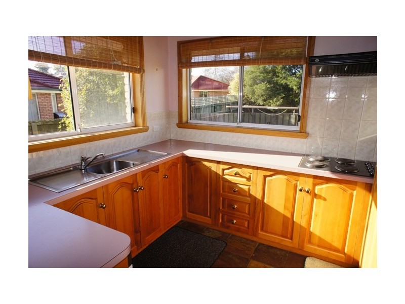 2/53 Stanley Street, Summerhill TAS 7250