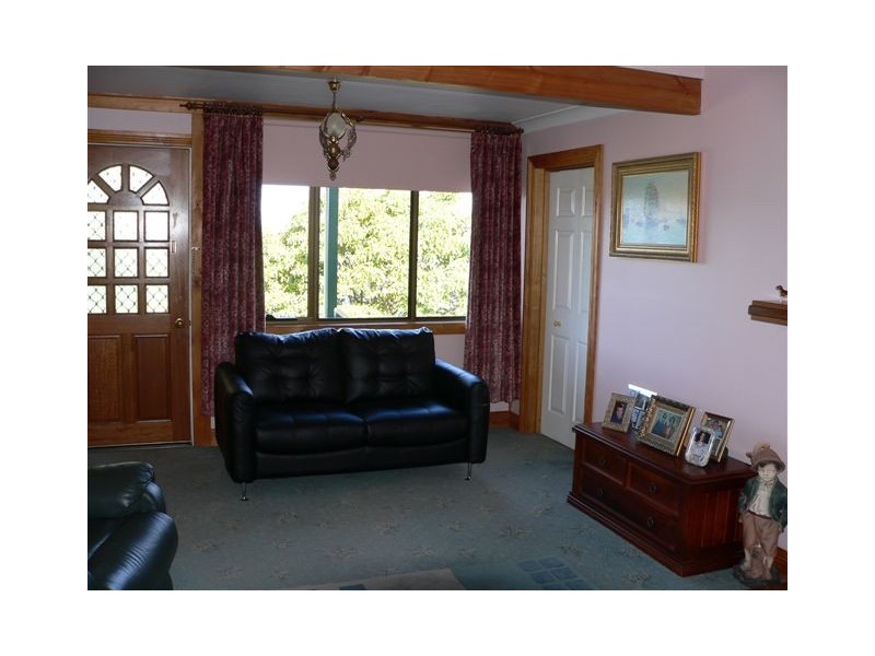 3 Ross Lane, Beauty Point TAS 7270