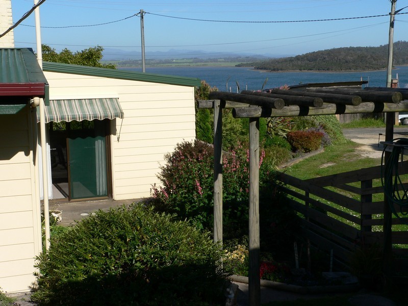 3 Ross Lane, Beauty Point TAS 7270