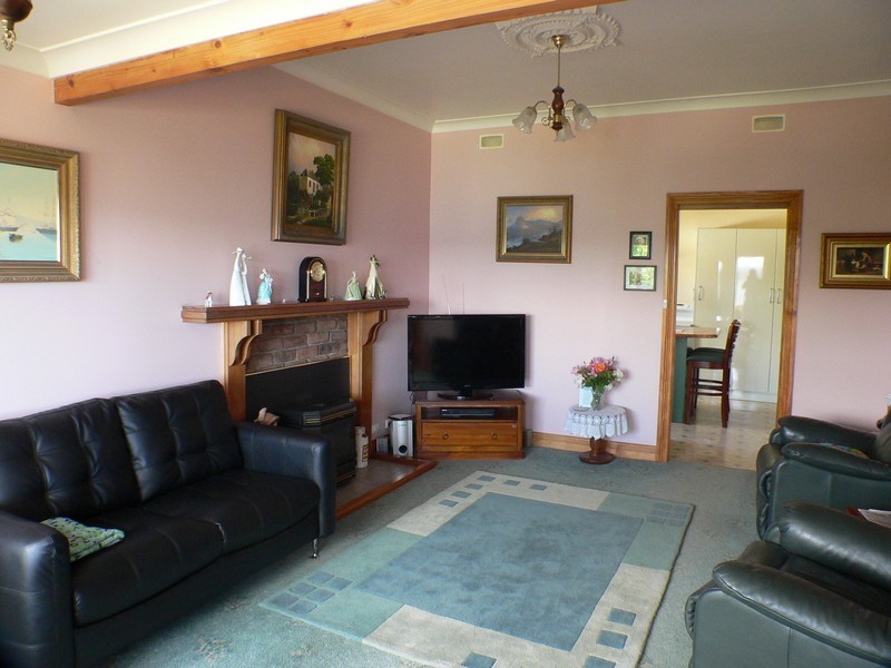 3 Ross Lane, Beauty Point TAS 7270