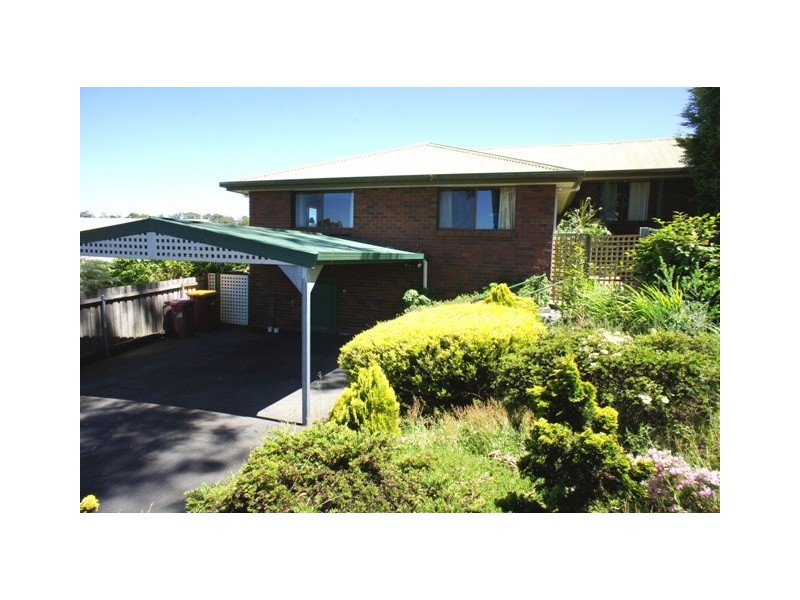 9 Hall Court, Summerhill TAS 7250