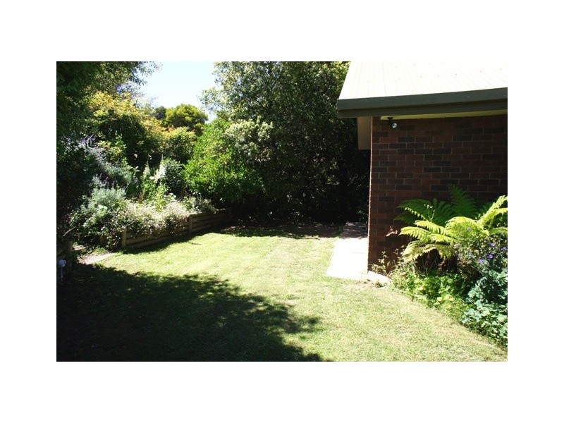 9 Hall Court, Summerhill TAS 7250