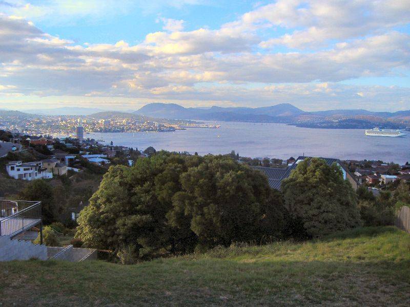 12 Virginia Court, Sandy Bay TAS 7005
