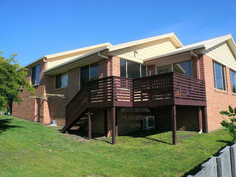 33 Pindos Drive, Tranmere TAS 7018