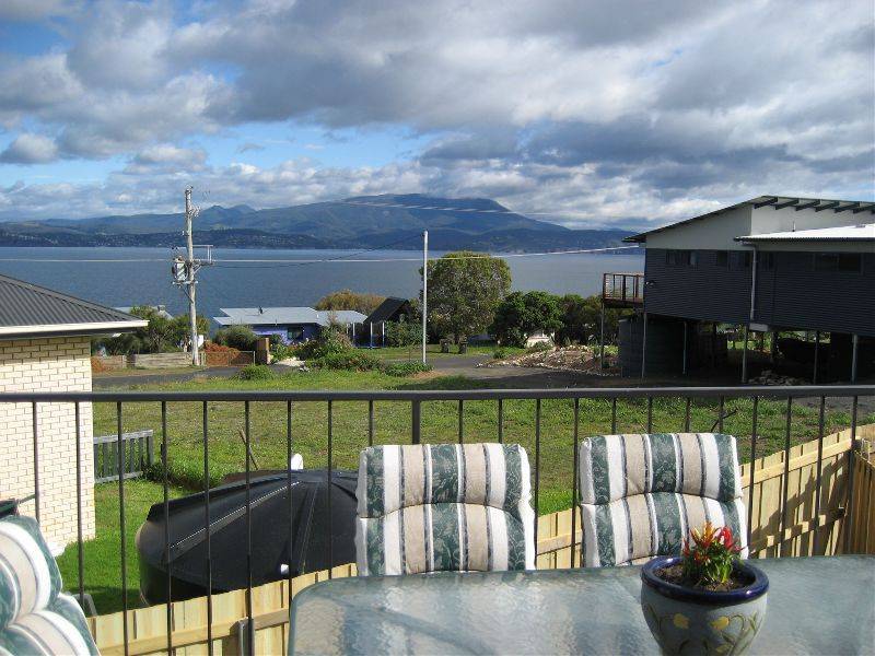 1 Cadence Court, South Arm TAS 7022