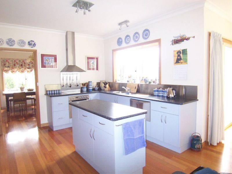 36 Jacobsons Place, Kingston TAS 7050