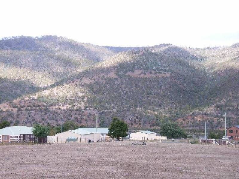 14 Narcissus Avenue, Dromedary TAS 7030