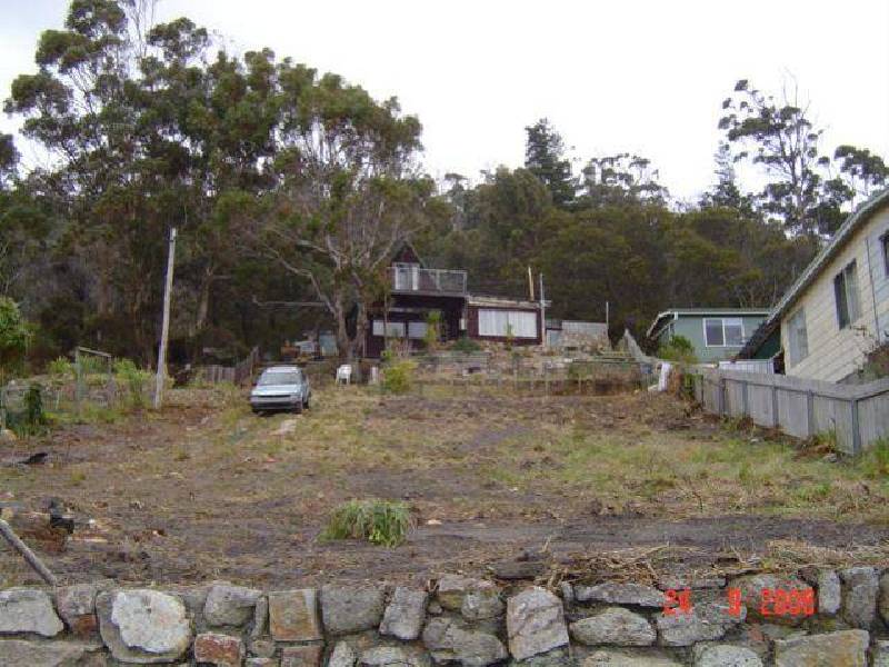 17 Levy Street, Bicheno TAS 7215