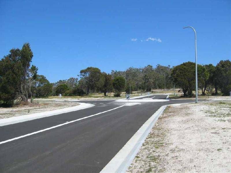 78 Tasman Highway, Bicheno TAS 7215