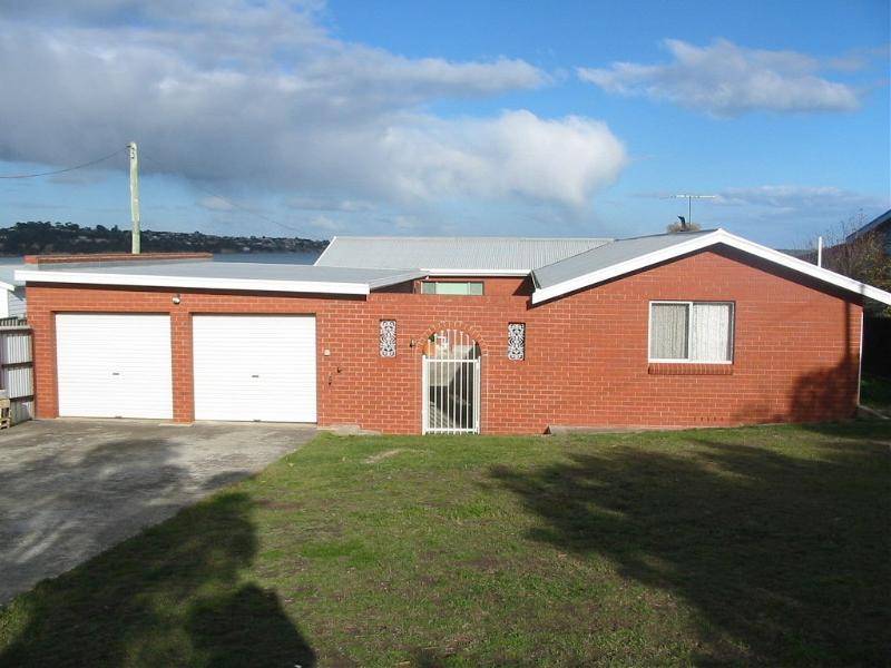 397 Shark Point Road, Penna TAS 7171