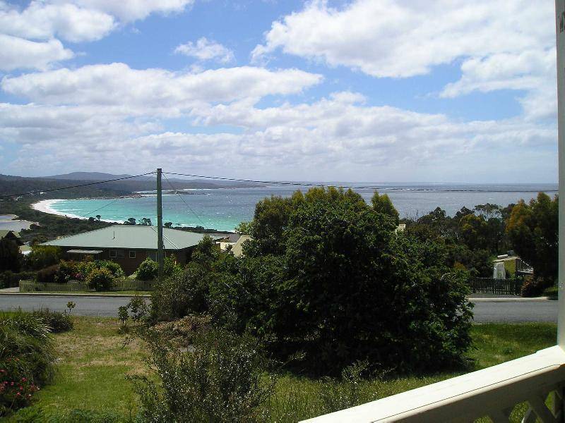 11 Coffey Court, Binalong Bay TAS 7216