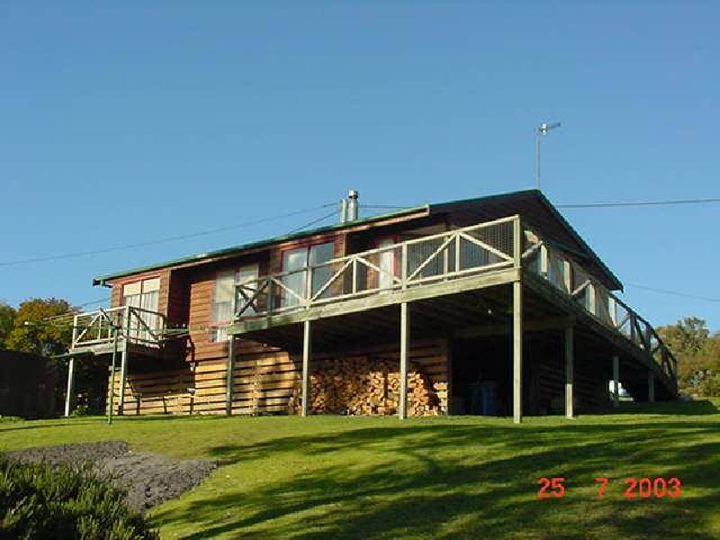 16 Coffey Court, Binalong Bay TAS 7216