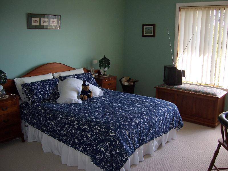 2 Coffey Court, Binalong Bay TAS 7216