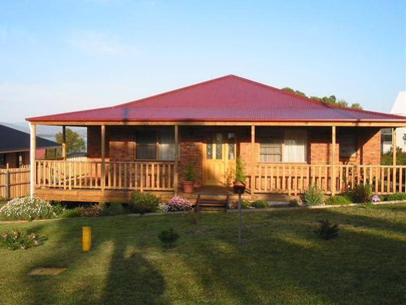 8 Cannell Place, Akaroa TAS 7216