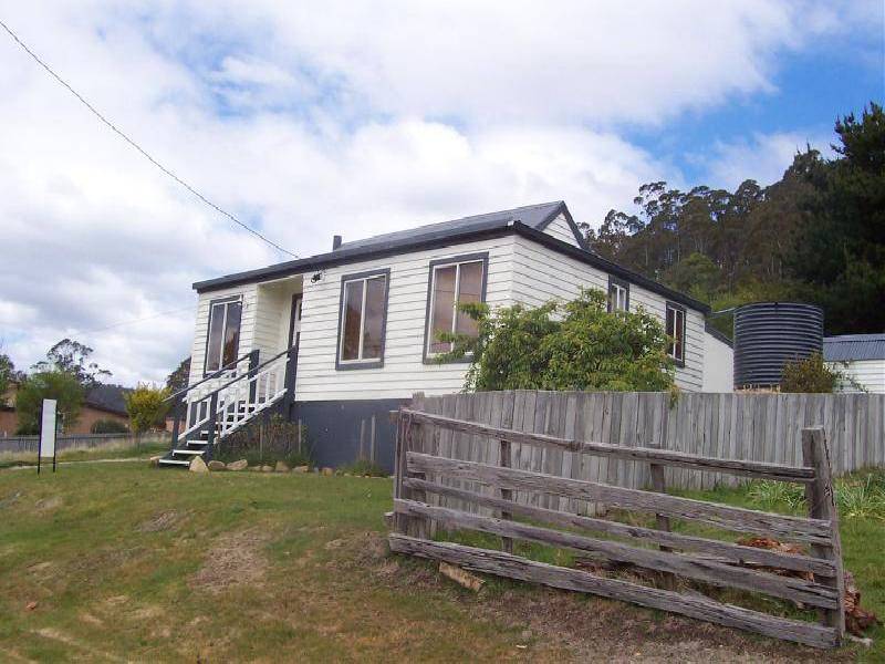 15 Renison Street, Derby TAS 7264