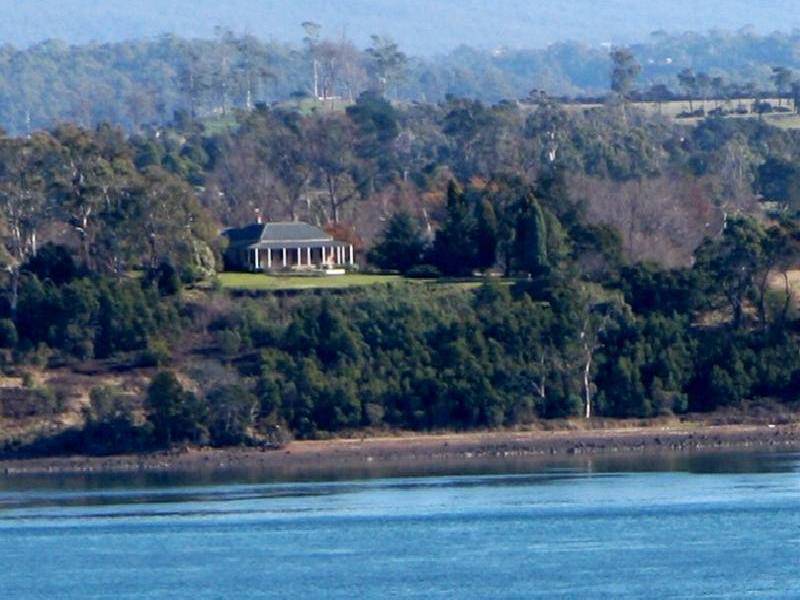 57 West Bay Road, Rowella TAS 7270