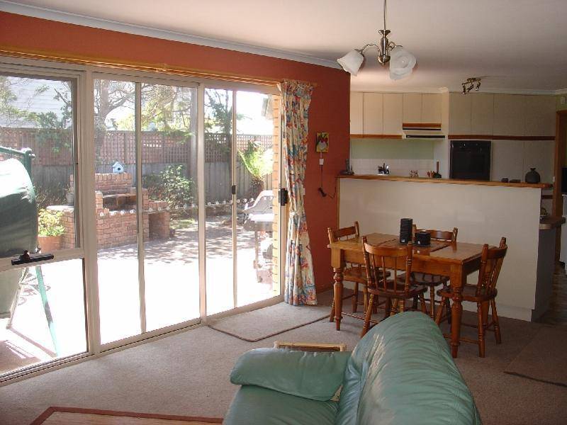 11 Clare Court, Devonport TAS 7310