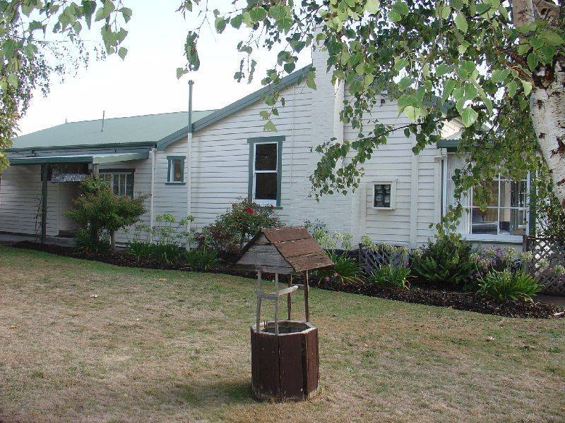 56 Valley Road, Devonport TAS 7310