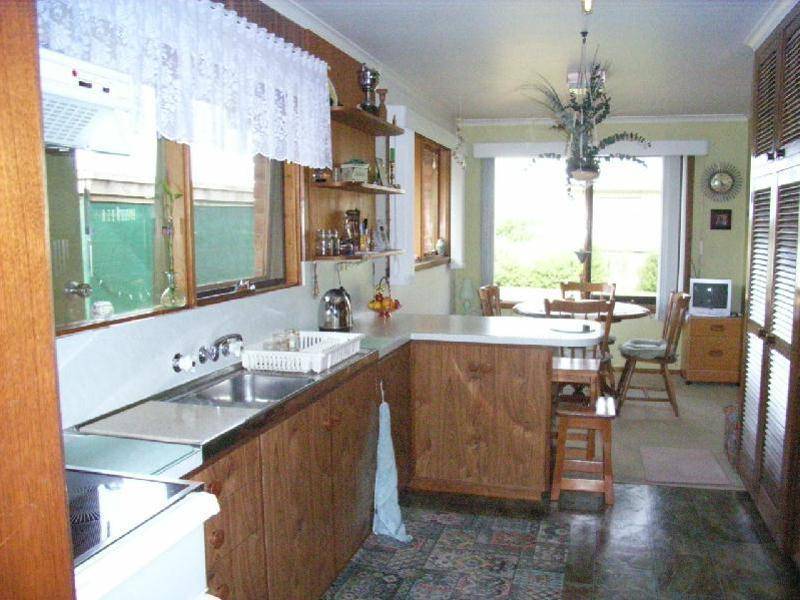101 South Road, Penguin TAS 7316