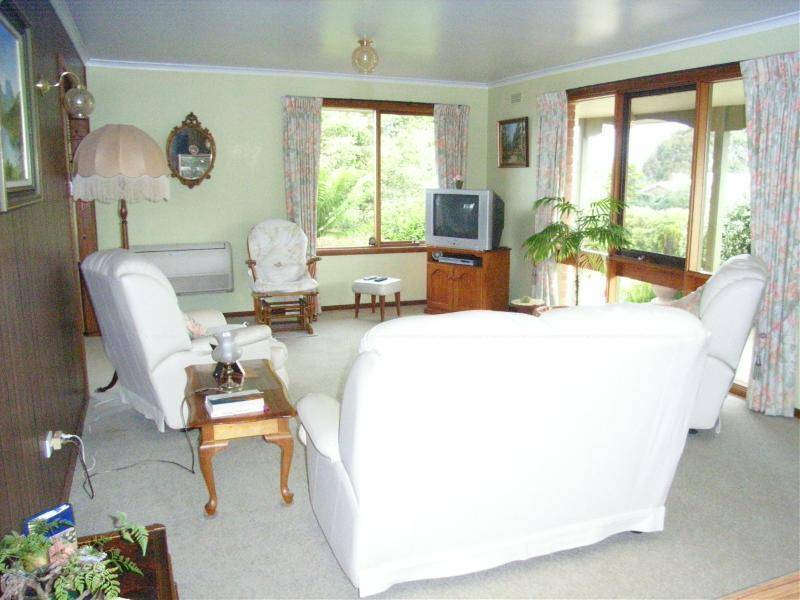 101 South Road, Penguin TAS 7316