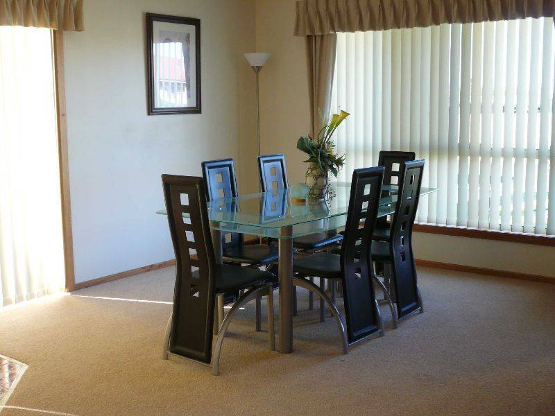 17 Crisling Place, Penguin TAS 7316