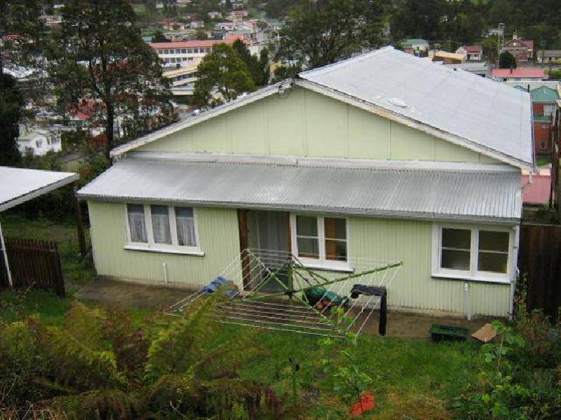 15 Wilmot Street, Queenstown TAS 7467