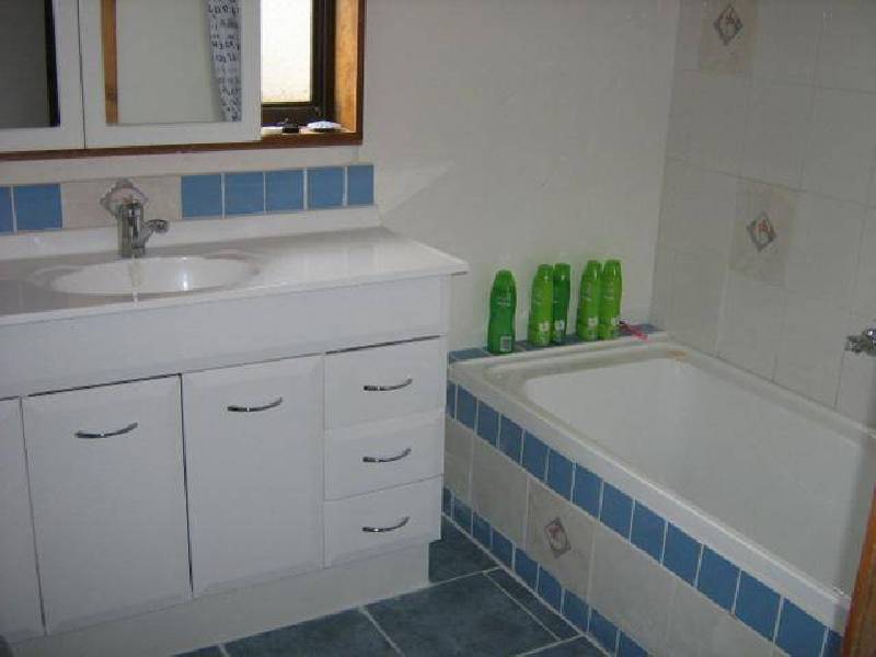 54 Main Street, Zeehan TAS 7469
