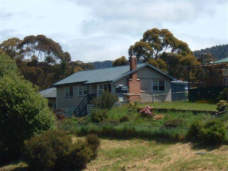 17 Giblin Street, Rosebery TAS 7470