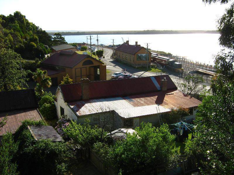 117 Esplanade, Strahan TAS 7468
