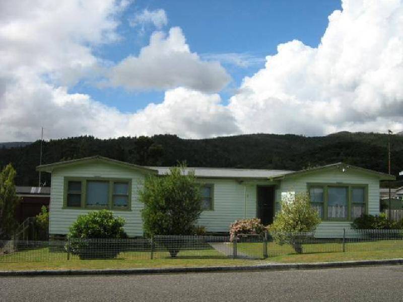 6 Nankivell Street, Queenstown TAS 7467