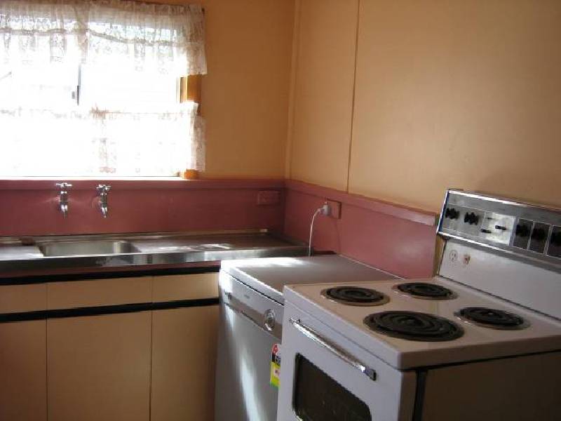 84 Esplanade, Queenstown TAS 7467