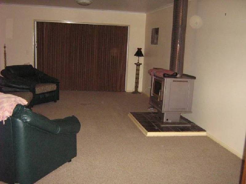 11 Fincham Street, Zeehan TAS 7469