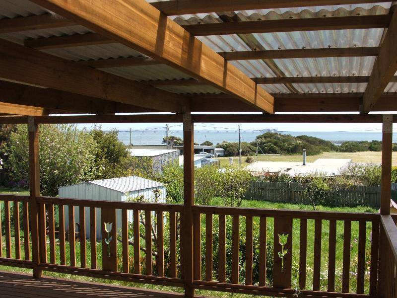 9 Barnett Street, Crayfish Creek TAS 7321