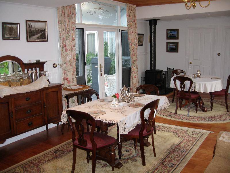 2720 Huon Highway, Huonville TAS 7109