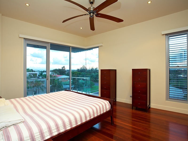 Main Beach QLD 4217